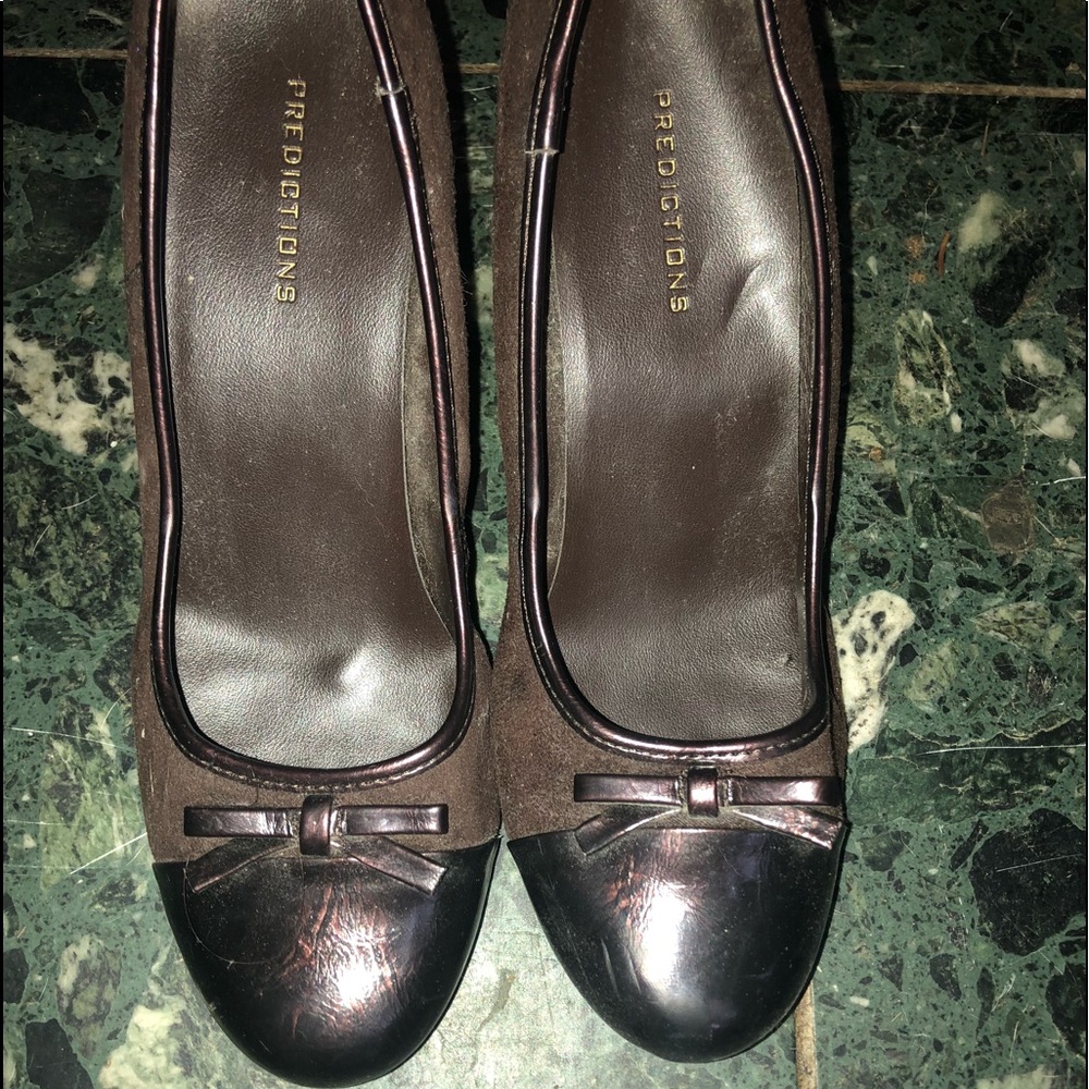 Dress shoes